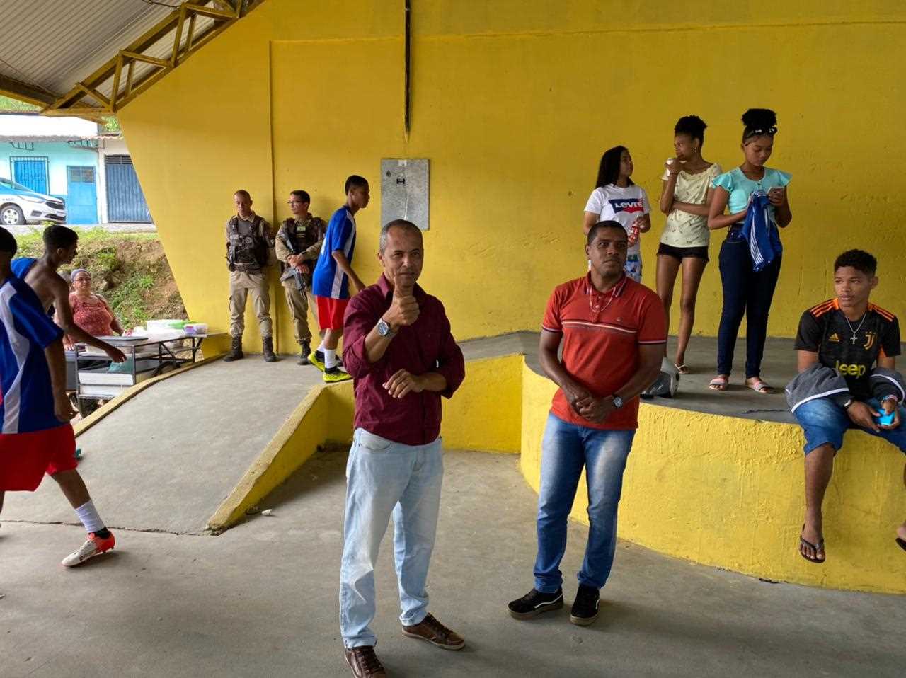 Camacã: Prefeitura faz manutenção de campos de futebol, pinturas em quadras e recebe jogos escolares